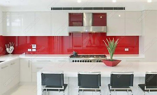 Crédences de cuisine en verre laqué, crédences en miroir sur-mesure