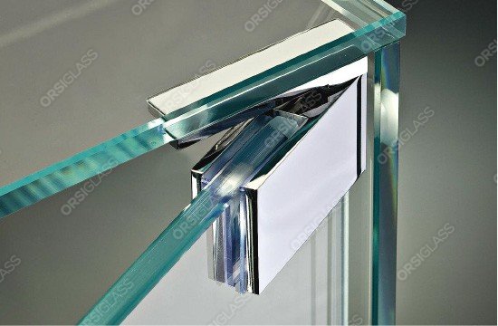 Collage UV sur cloche en verre